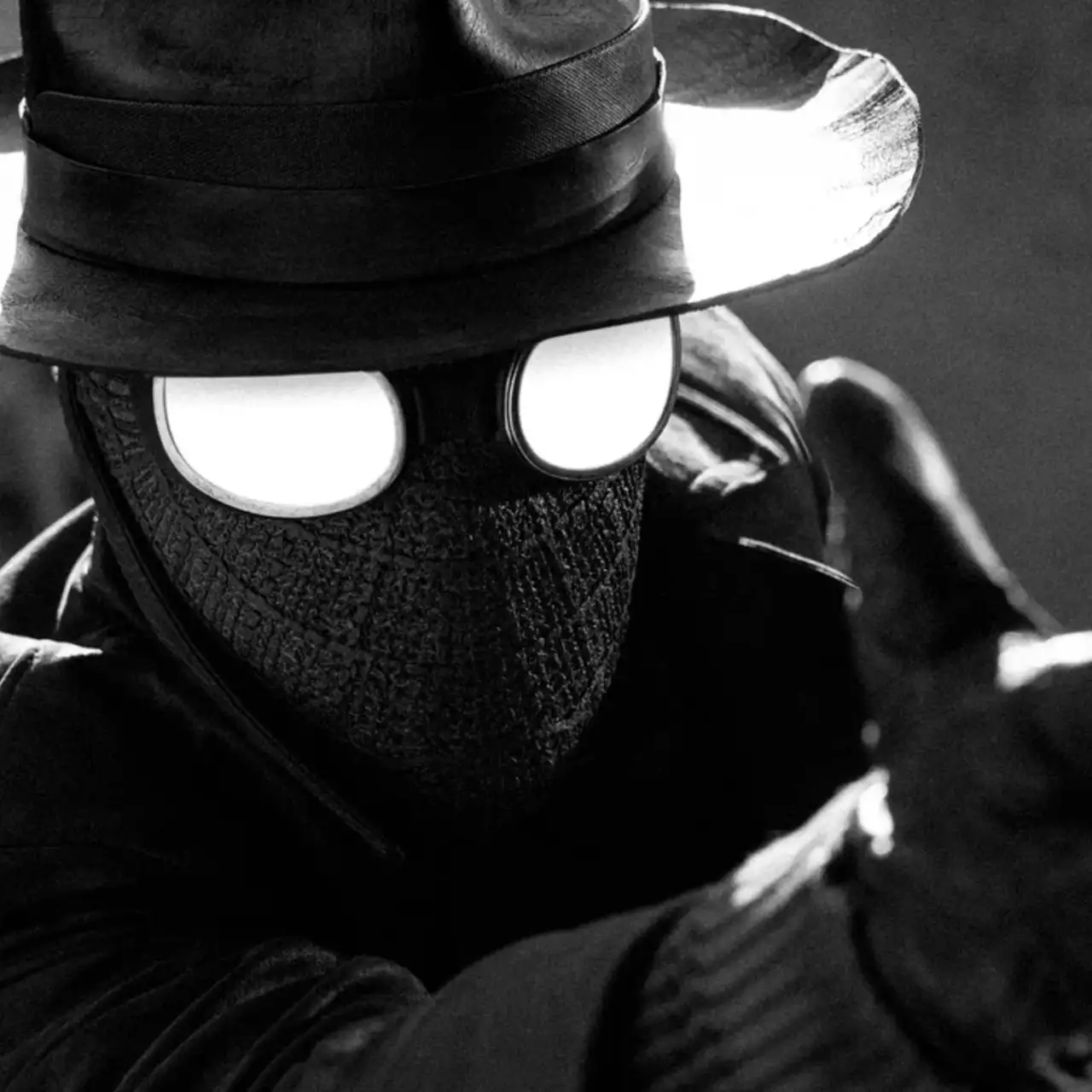 Показано перший тизер-трейлер «Павука-Нуара». У ньому Ніколас Кейдж став альтернативною версією Людини-павука Показано перший тизер-трейлер «Павука-Нуара». У ньому Ніколас Кейдж став альтернативною версією Людини-павука
