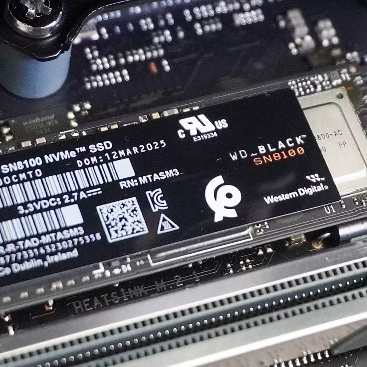 SanDisk prezentuje dysk SSD WD Black SN8100: błyskawiczne prędkości PCIe 5.0 i niezwykle niskie zużycie energii SanDisk prezentuje dysk SSD WD Black SN8100: błyskawiczne prędkości PCIe 5.0 i niezwykle niskie zużycie energii