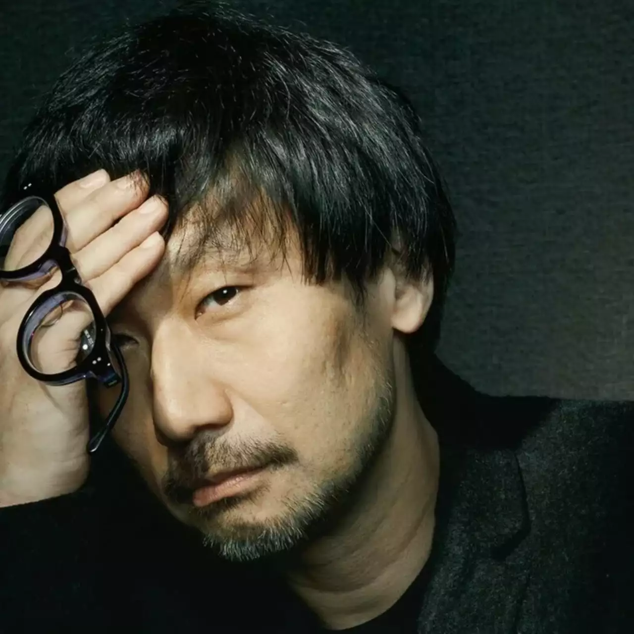“有点像遗嘱” — 小岛秀夫给助手一个装有想法的闪存驱动器，以防他发生什么事
