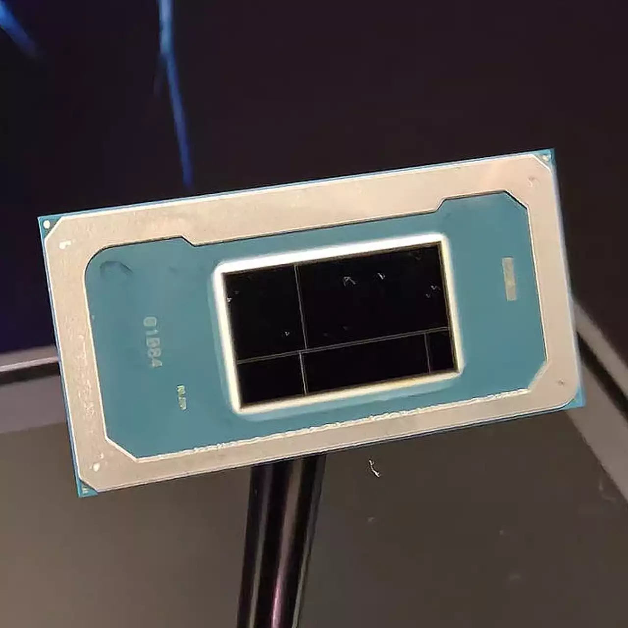 Intel Revela Protótipos de CPU Panther Lake em Funcionamento — Lançamento Previsto para o Início de 2026 Intel Revela Protótipos de CPU Panther Lake em Funcionamento — Lançamento Previsto para o Início de 2026