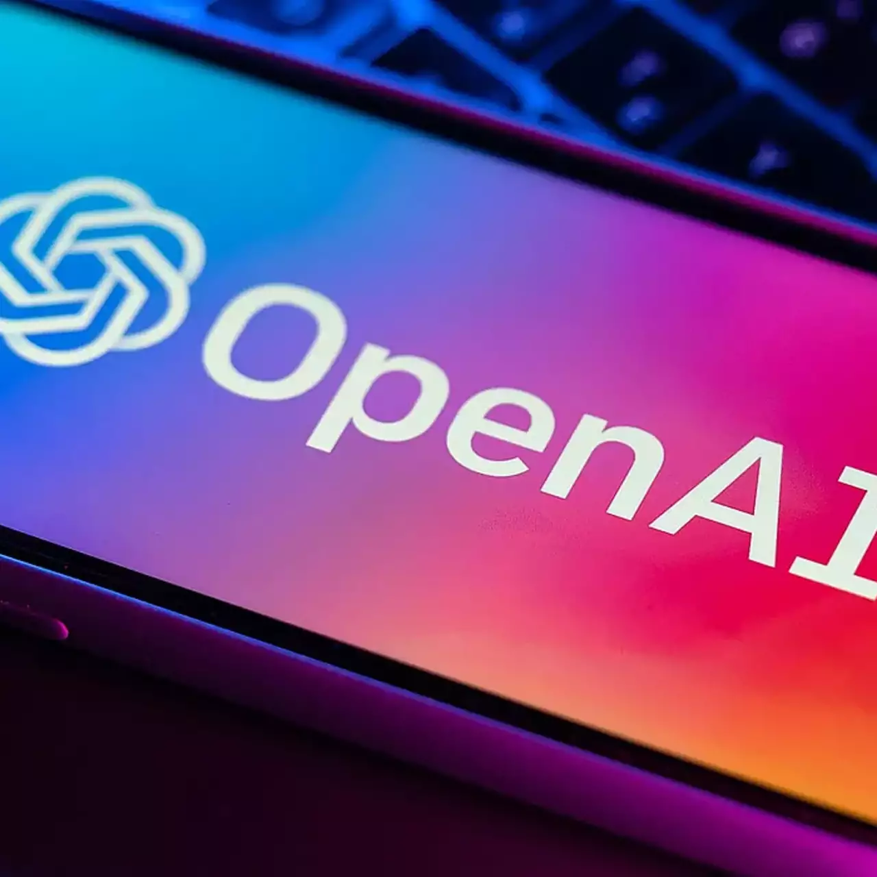 OpenAI та Джоні Айв запускають проєкт пристроїв майбутнього за $6,5 млрд OpenAI та Джоні Айв запускають проєкт пристроїв майбутнього за $6,5 млрд