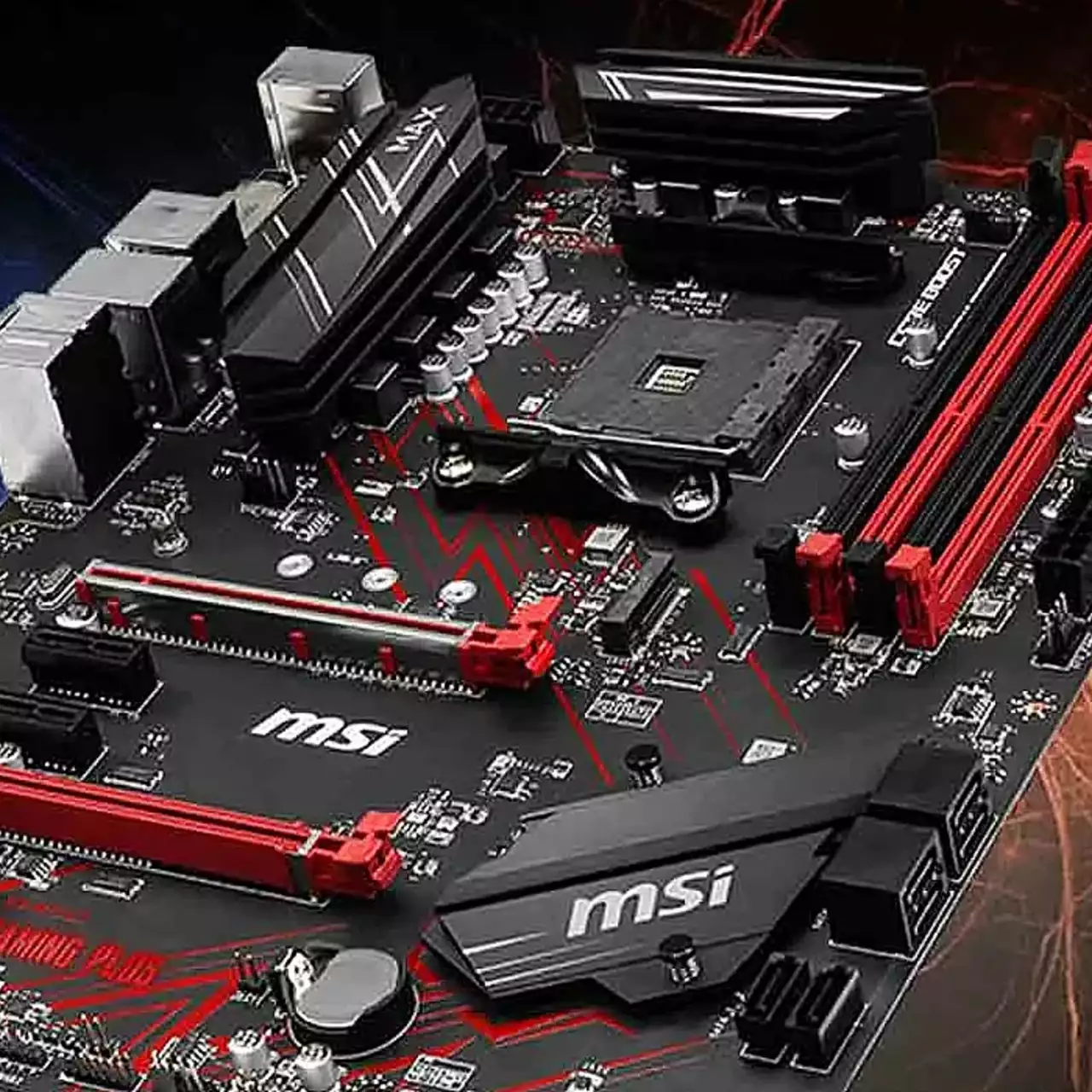 MSI 平滑主板背面的粗糙边缘