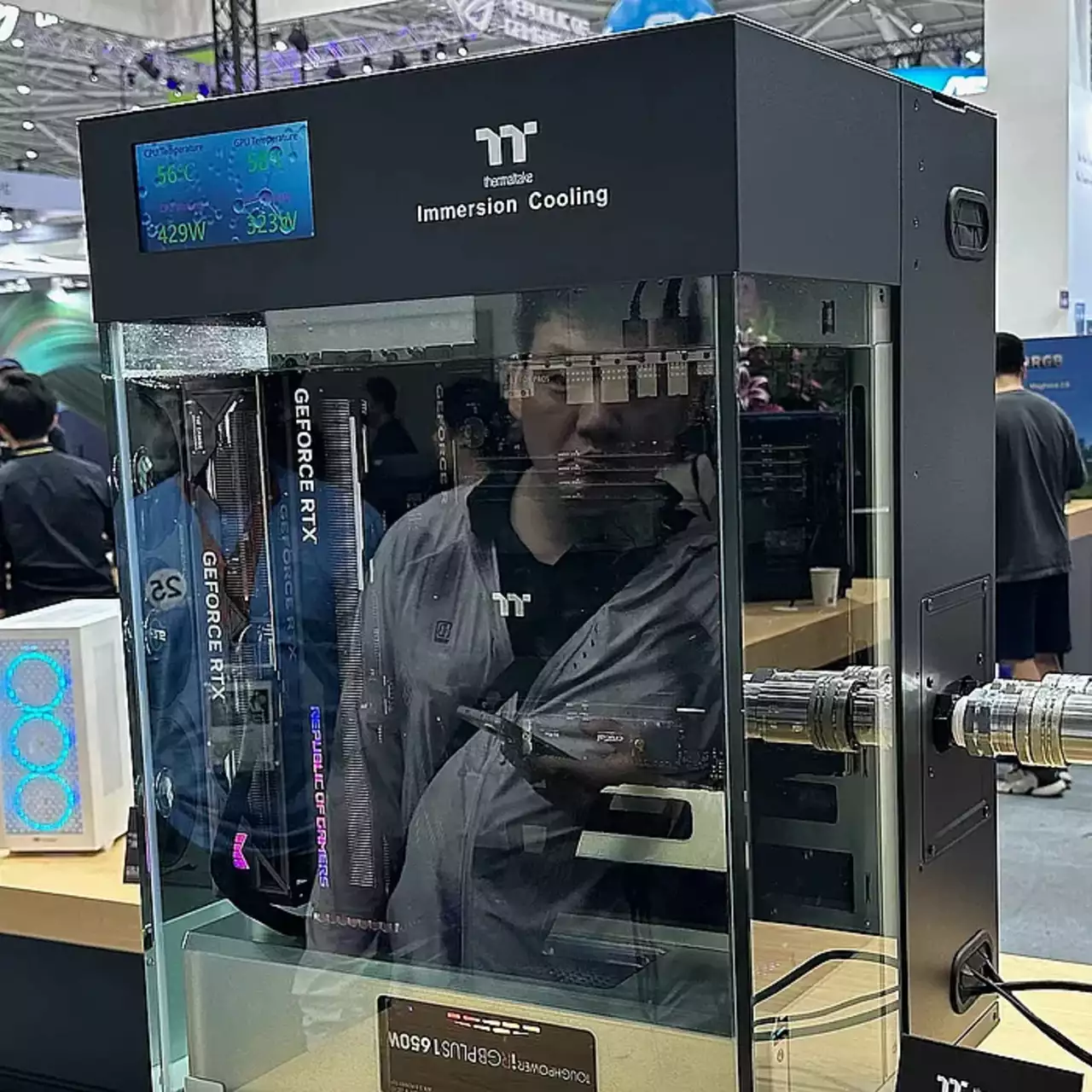 Екстремальне охолодження для обраних: Thermaltake виводить на ринок іммерсійна система охолодження PC