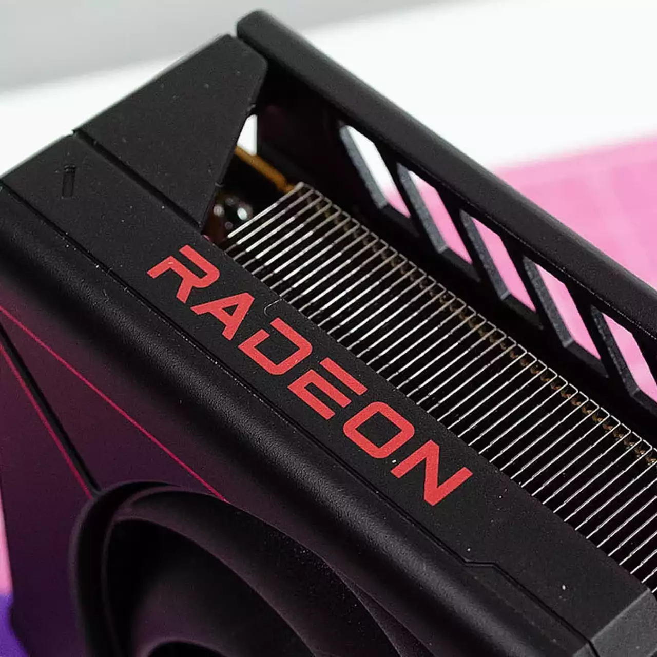 Nie tylko NVIDIA: AMD ogranicza dostęp do recenzji 8GB RX 9060 XT Nie tylko NVIDIA: AMD ogranicza dostęp do recenzji 8GB RX 9060 XT