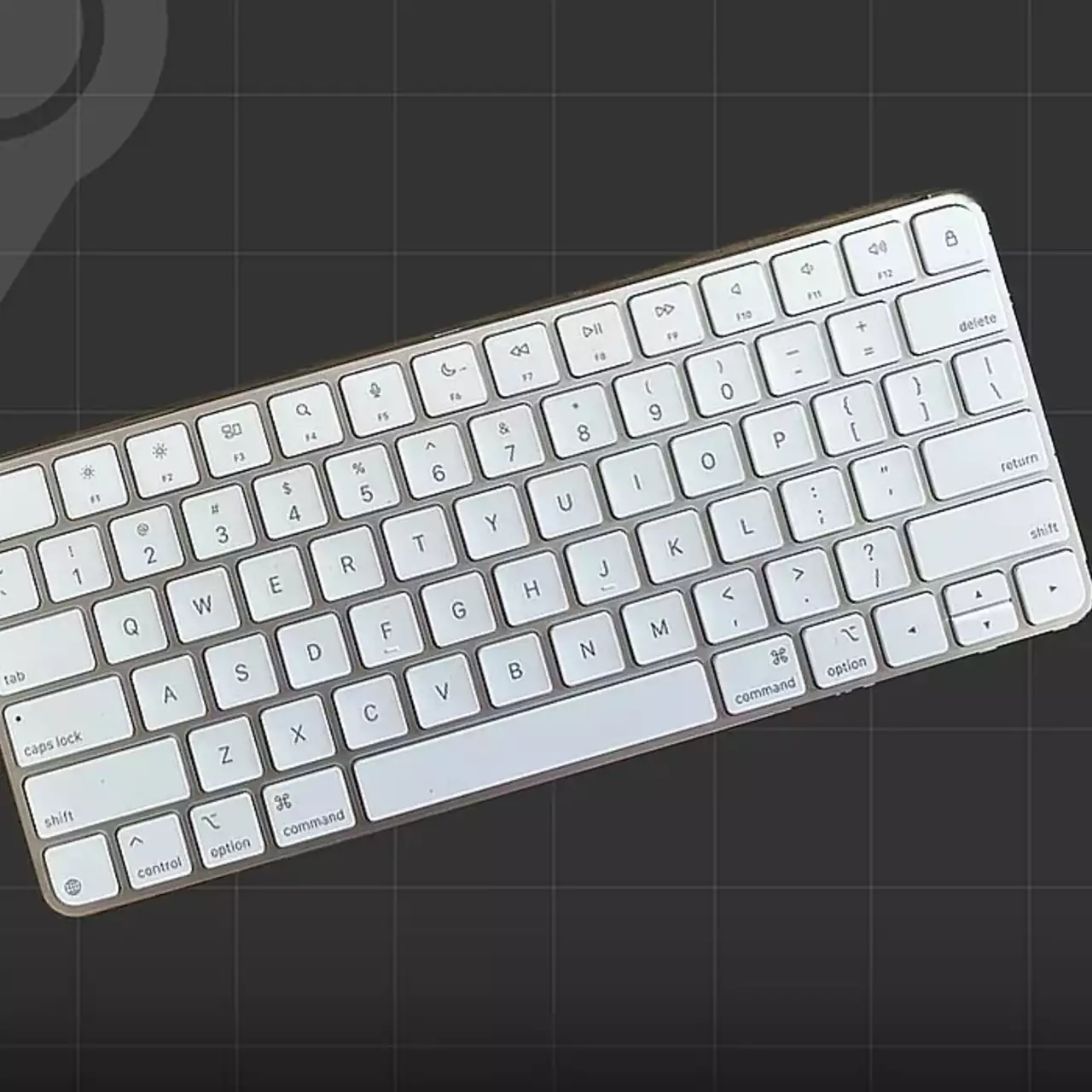Modder Mengubah Steam Deck Menjadi Mini-PC Keyboard Ajaib