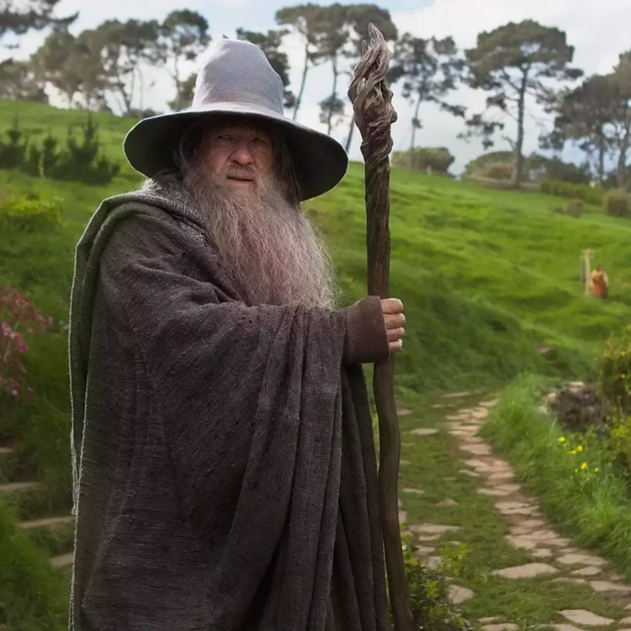 Gandalf faz uma aparição no novo trailer de Contos da Terra Média Gandalf faz uma aparição no novo trailer de Contos da Terra Média