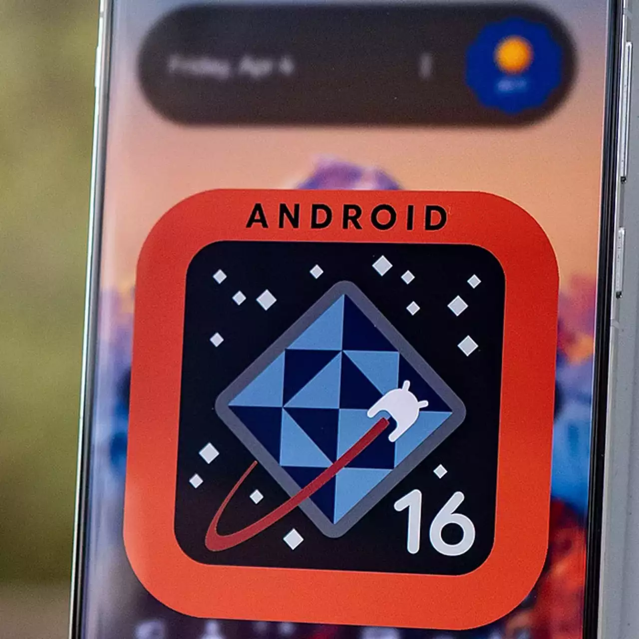 Google випустила Android 16 — покращені сповіщення, безпека та нові фішки для планшетів