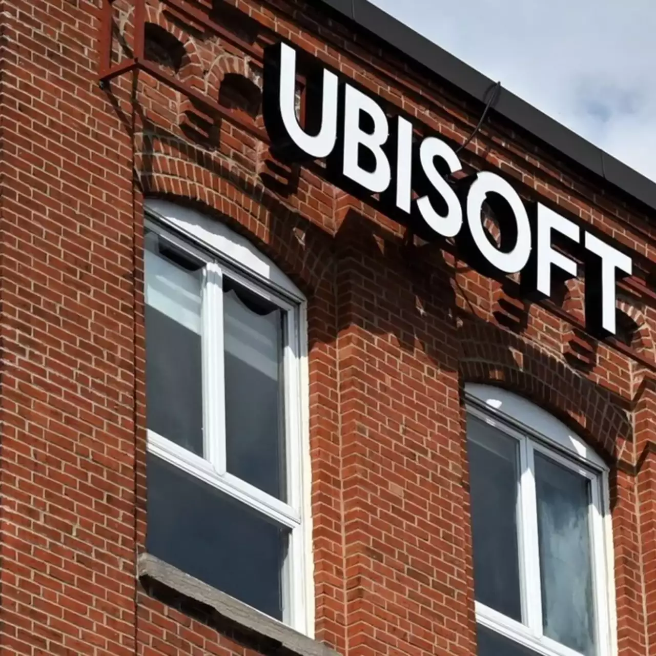 Laporan: Tiga Mantan Eksekutif Ubisoft Diberikan Hukuman Penjara Tertunda Laporan: Tiga Mantan Eksekutif Ubisoft Diberikan Hukuman Penjara Tertunda