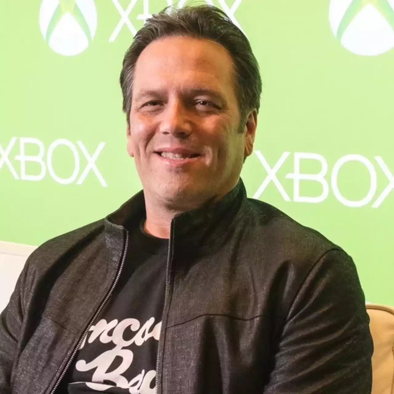 MMORPG yang Dibatalkan dari Pembuat TES Online Membuat Phil Spencer Sangat Terkesan Sehingga Ia Tidak Bisa Meletakkan Pengontrolnya MMORPG yang Dibatalkan dari Pembuat TES Online Membuat Phil Spencer Sangat Terkesan Sehingga Ia Tidak Bisa Meletakkan Pengontrolnya