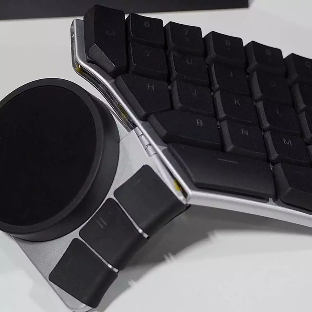 Представлена модульна клавіатура Naya Create Представлена модульна клавіатура Naya Create