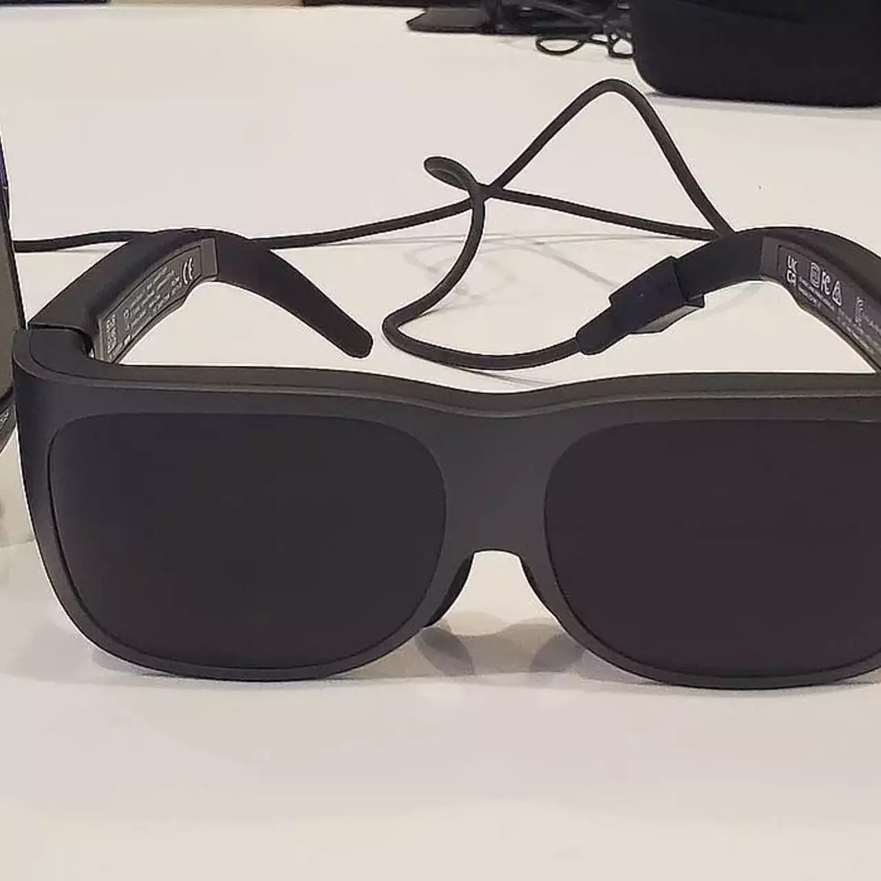 Lenovo анонсувала AR-окуляри для геймерів з перетворенням 2D в 3D Lenovo анонсувала AR-окуляри для геймерів з перетворенням 2D в 3D