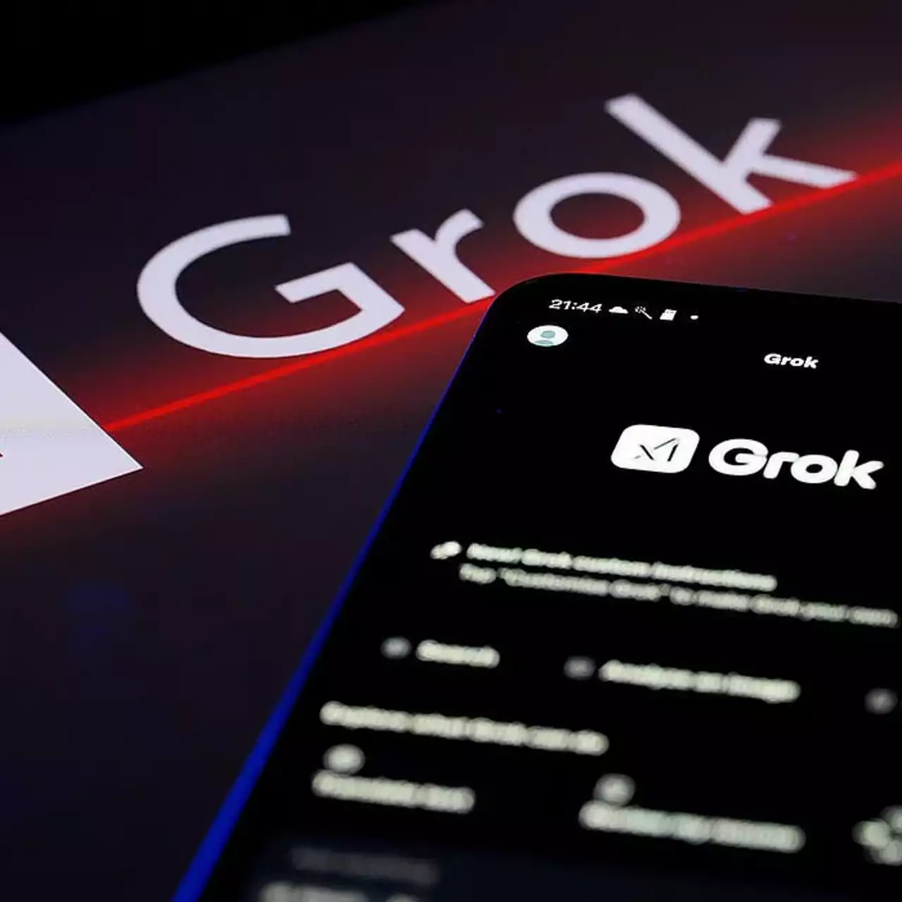 BREAKING: xAI Membuat Grok Imagine Gratis untuk Semua Orang