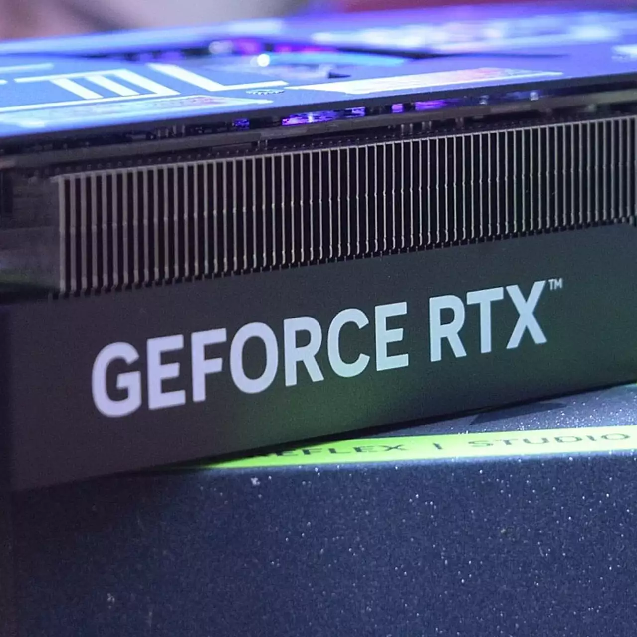 A NVIDIA Lança a RTX 5090D V2 com Memória Reduzida para o Mercado Chinês A NVIDIA Lança a RTX 5090D V2 com Memória Reduzida para o Mercado Chinês