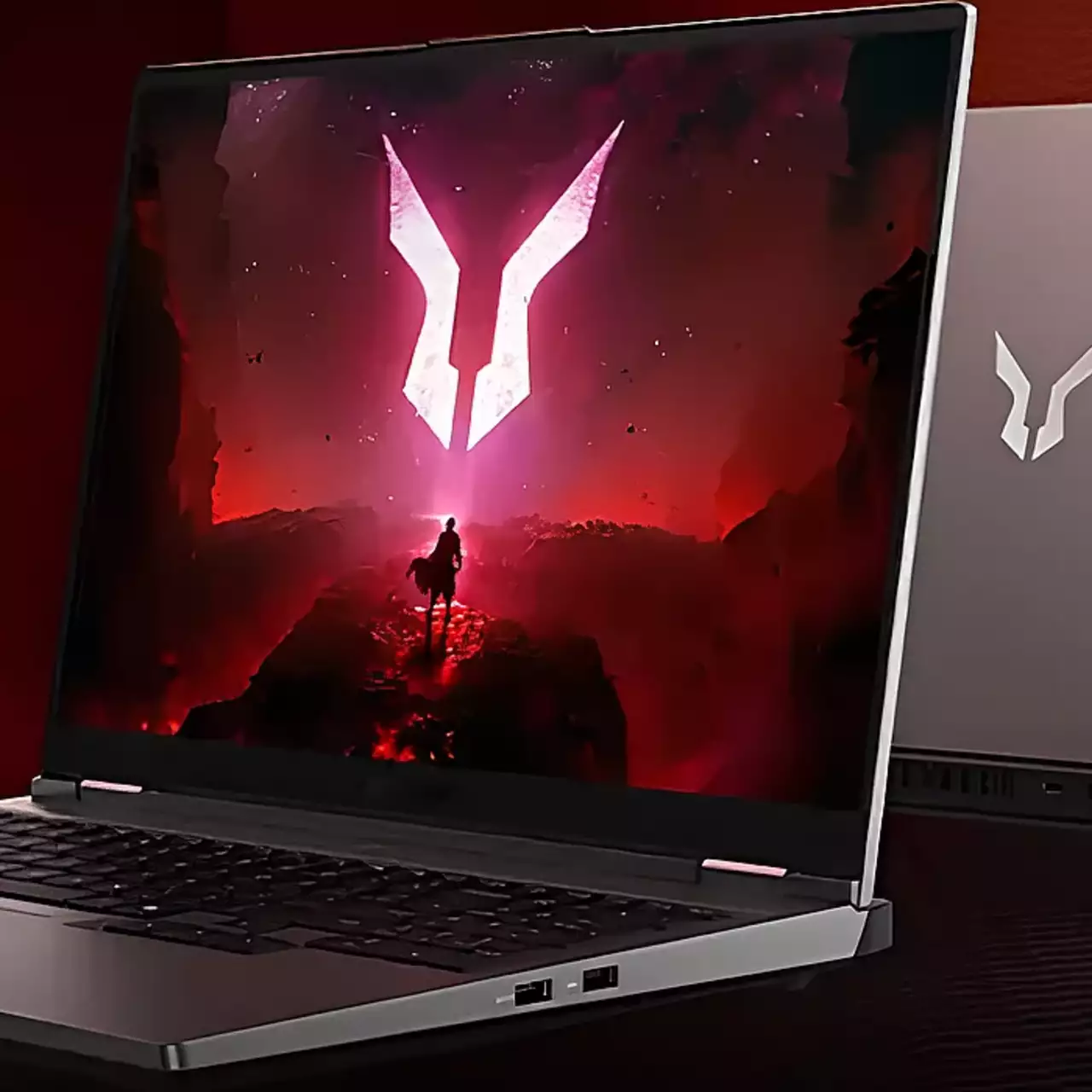 Lenovo, Ryzen 9 8945HX ve GeForce RTX 5070 ile Güçlü Oyun Laptopunu Tanıttı