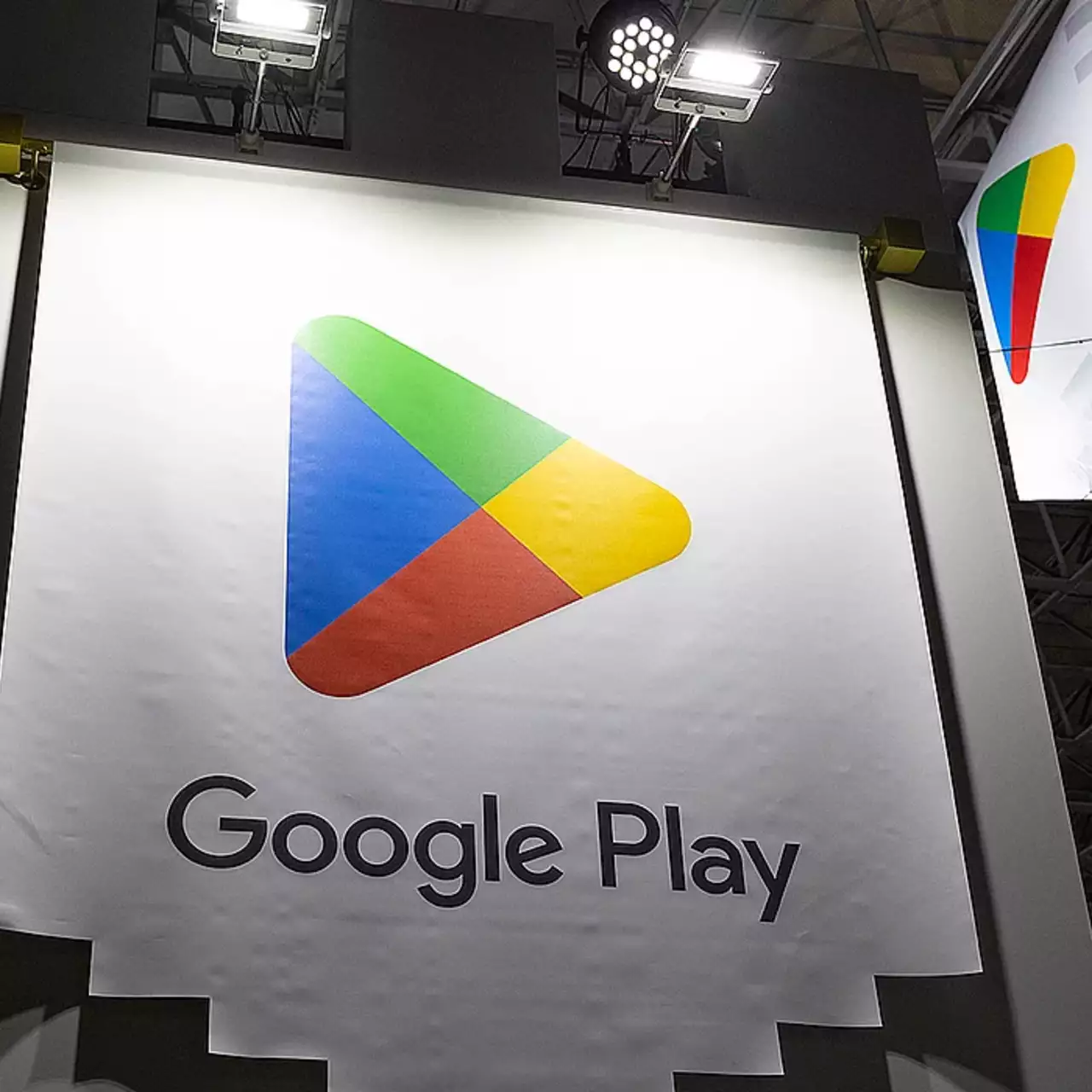 Google zaostrzy kontrolę nad instalacją aplikacji na Androida Google zaostrzy kontrolę nad instalacją aplikacji na Androida