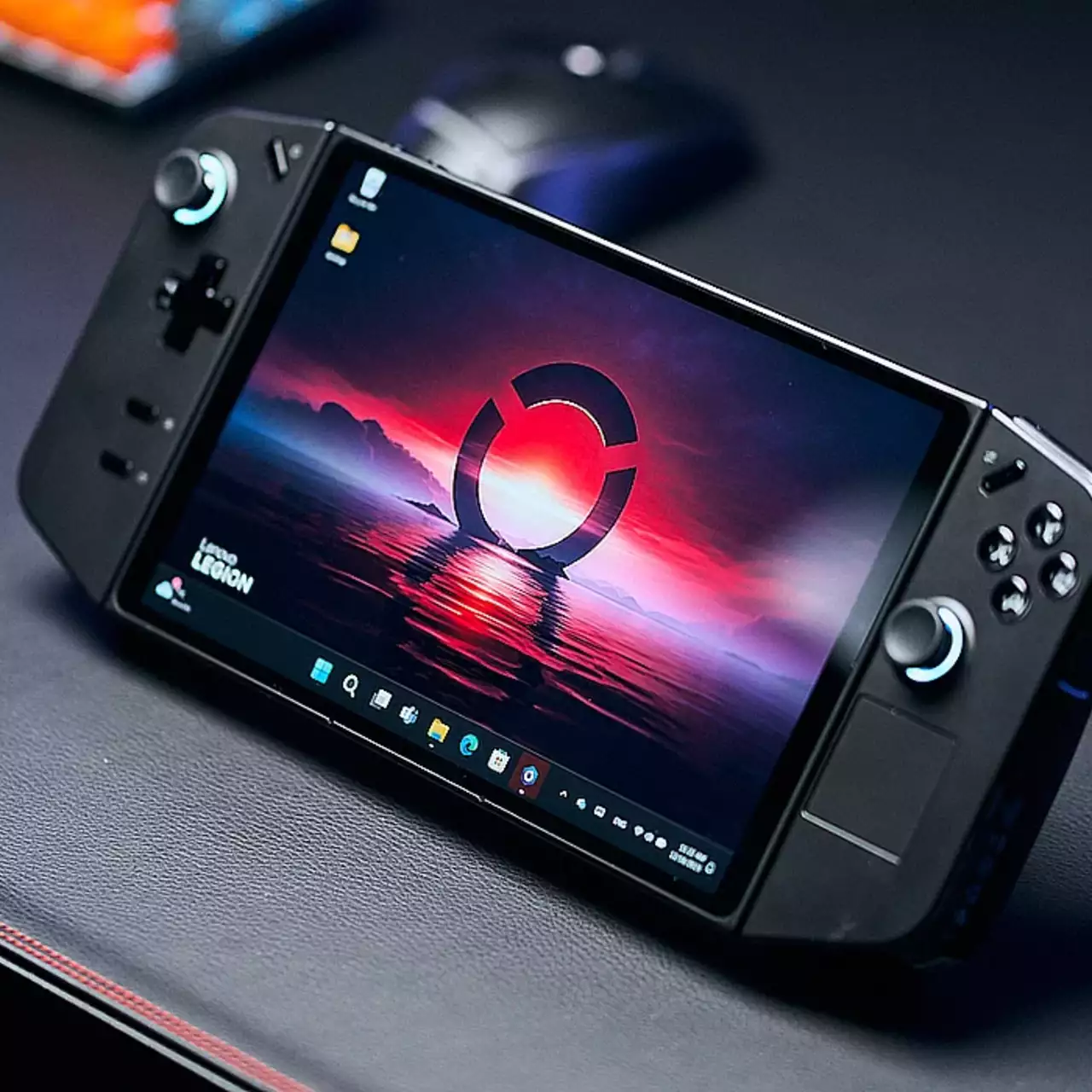 Lenovo представить ігрову портативку з OLED-екраном на IFA 2025