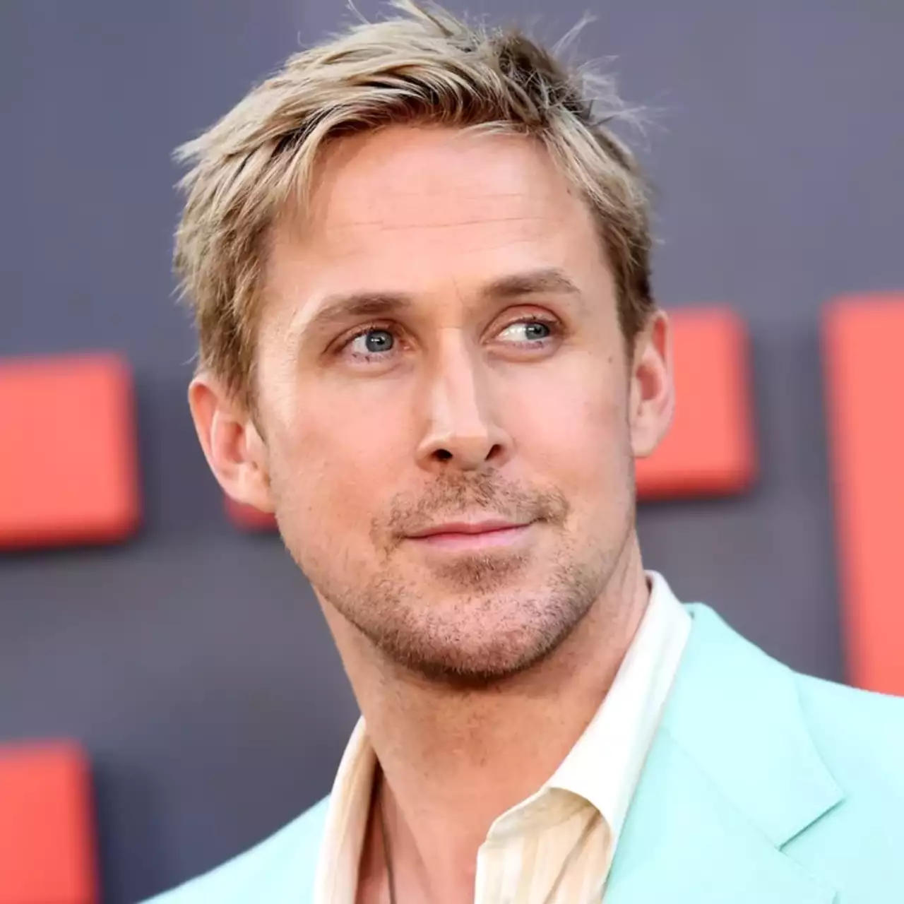Tampilan Pertama Film 'Star Wars' Baru Dengan Ryan Gosling Tampilan Pertama Film 'Star Wars' Baru Dengan Ryan Gosling
