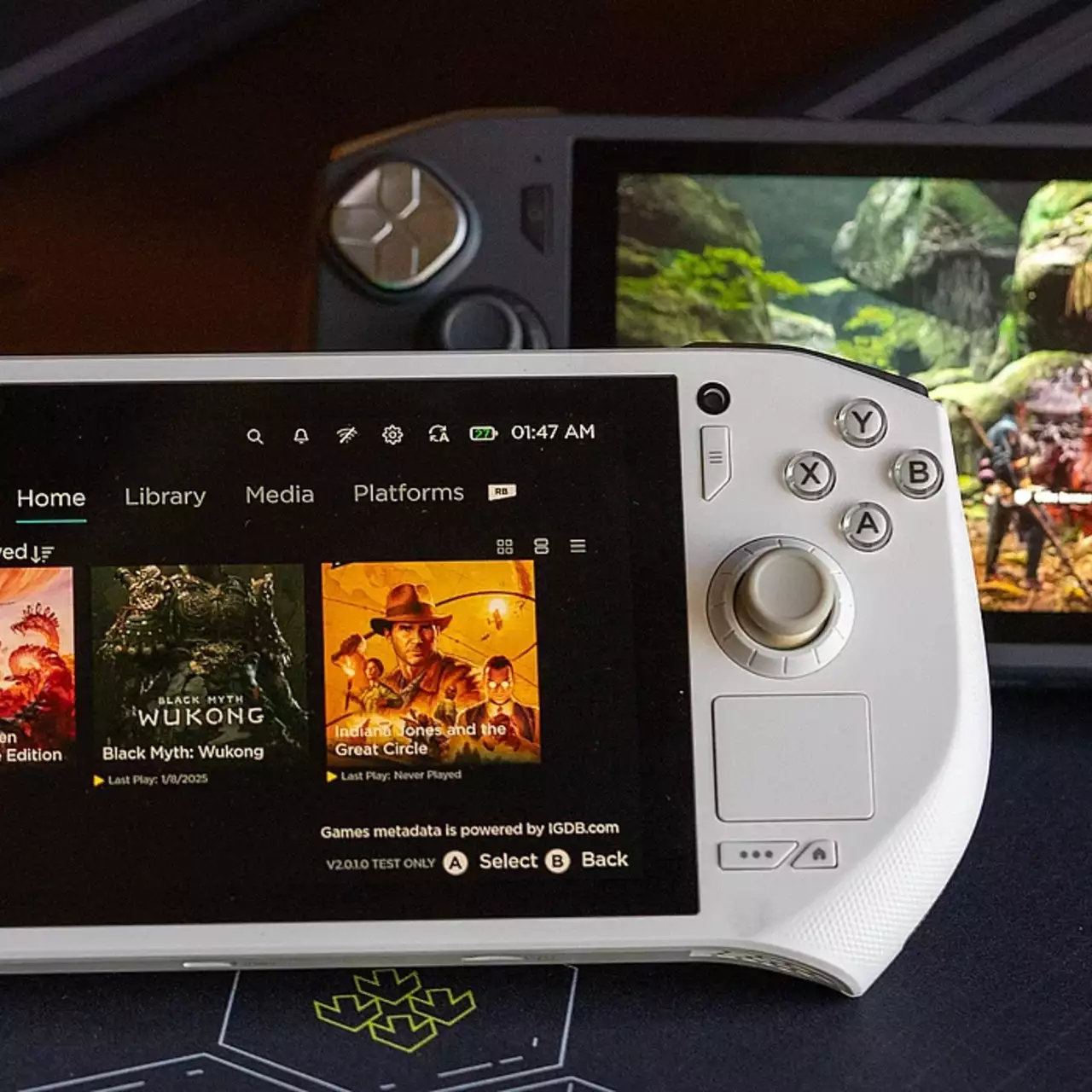 Zotac Memperkenalkan Handheld Zone Pro Berbasis Manjaro Linux di Gamescom Zotac Memperkenalkan Handheld Zone Pro Berbasis Manjaro Linux di Gamescom