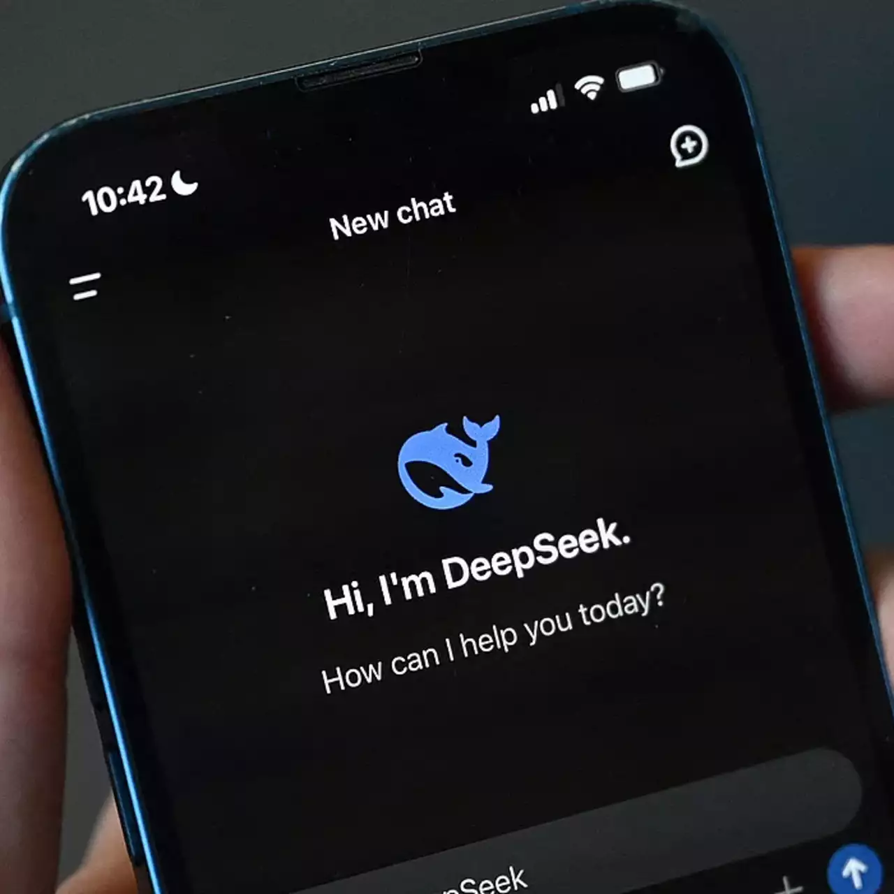DeepSeek почала помічати весь ІІ-контент цифровими мітками DeepSeek почала помічати весь ІІ-контент цифровими мітками