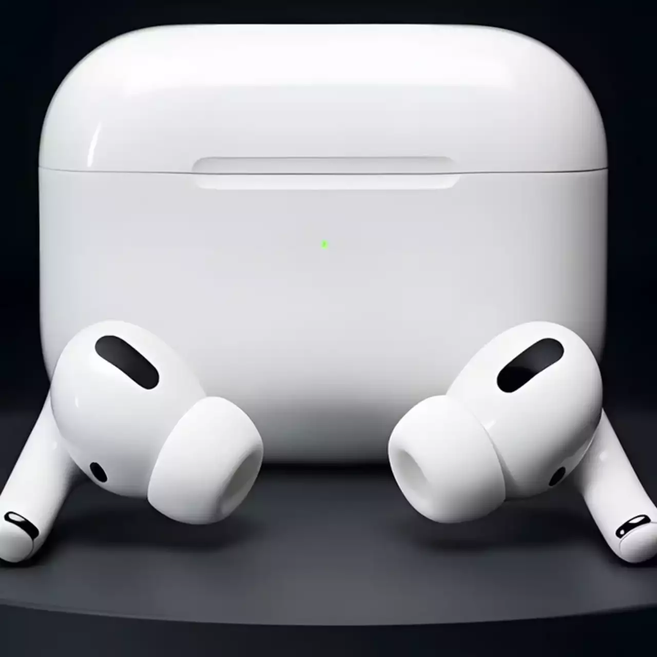 Не тільки AirPods Pro 3 — Apple уточнила, які ще моделі навушників отримають функцію синхронного перекладу
