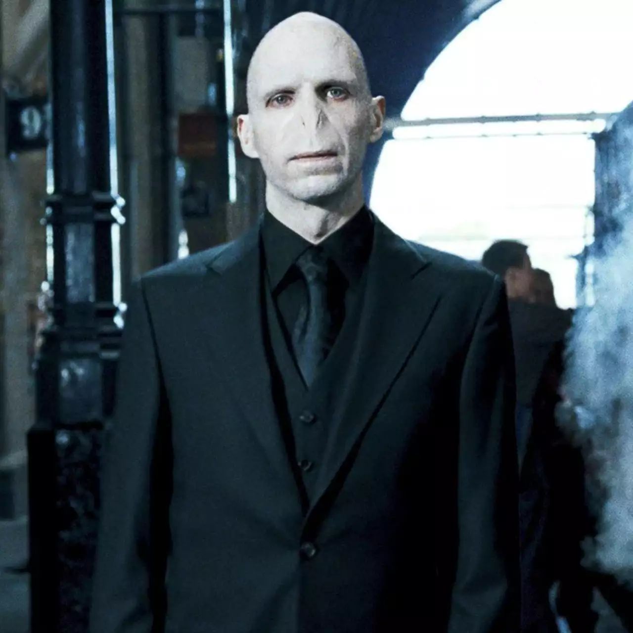 Dama Sombria: Rumores Sugerem que Voldemort Pode Ser Interpretado por uma Mulher no Novo 'Harry Potter' Dama Sombria: Rumores Sugerem que Voldemort Pode Ser Interpretado por uma Mulher no Novo 'Harry Potter'