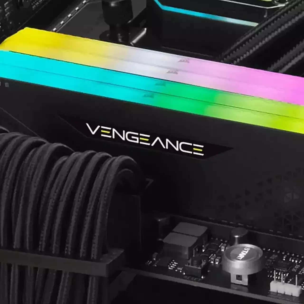 Para overclocker Mendorong DDR5 ke Rekor yang Menghancurkan di 13.020 MT/s