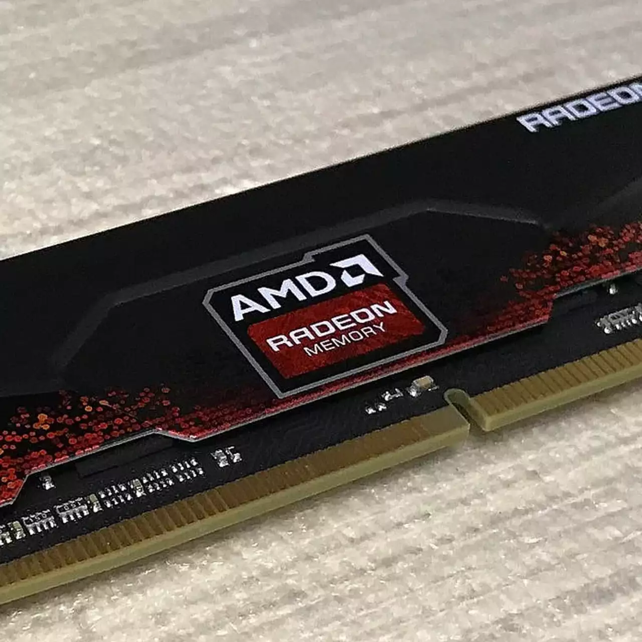 AMD公布了将DDR5内存速度翻倍的方法