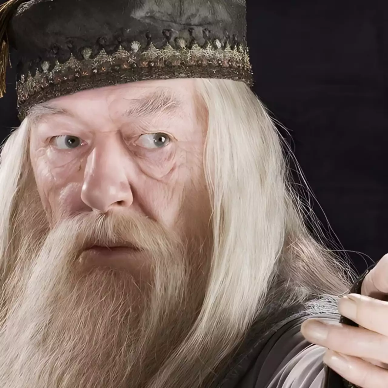 На фото серіалу «Гаррі Поттер» показали, як виглядає новий Альбус Дамблдор