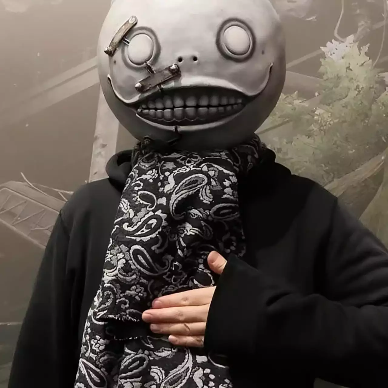 Nier Creator Yoko Taro Says Half of His Online Autographs Are Fakes