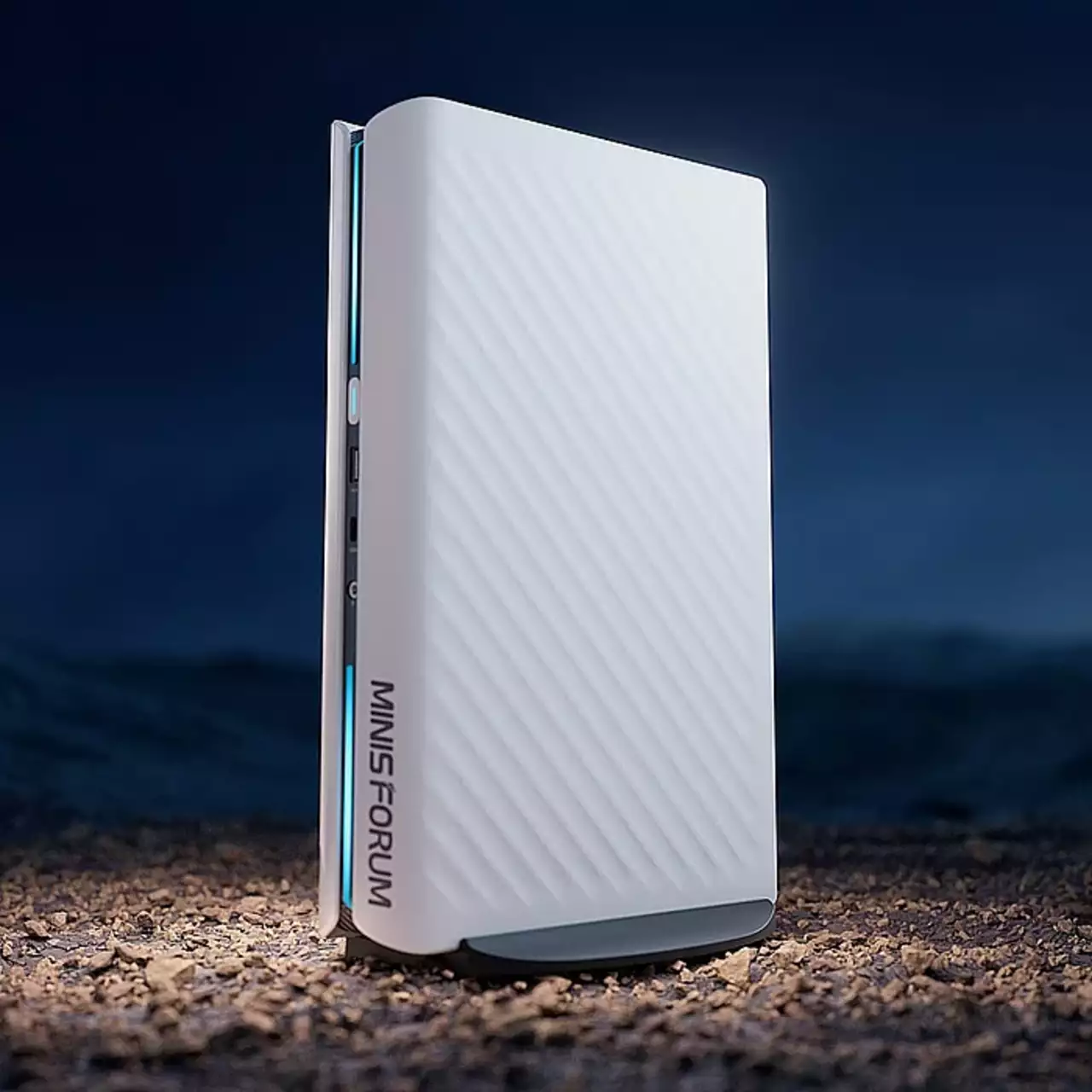 Minisforum 揭示了一款配备桌面级显卡的混合游戏 PC 和主机 Minisforum 揭示了一款配备桌面级显卡的混合游戏 PC 和主机