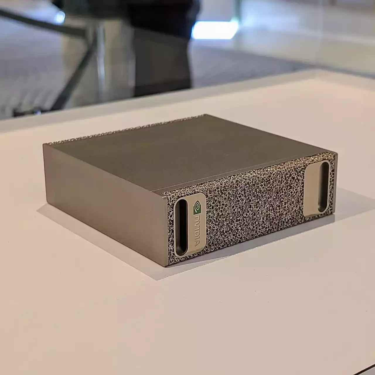 NVIDIA的DGX Spark存在重大性能问题