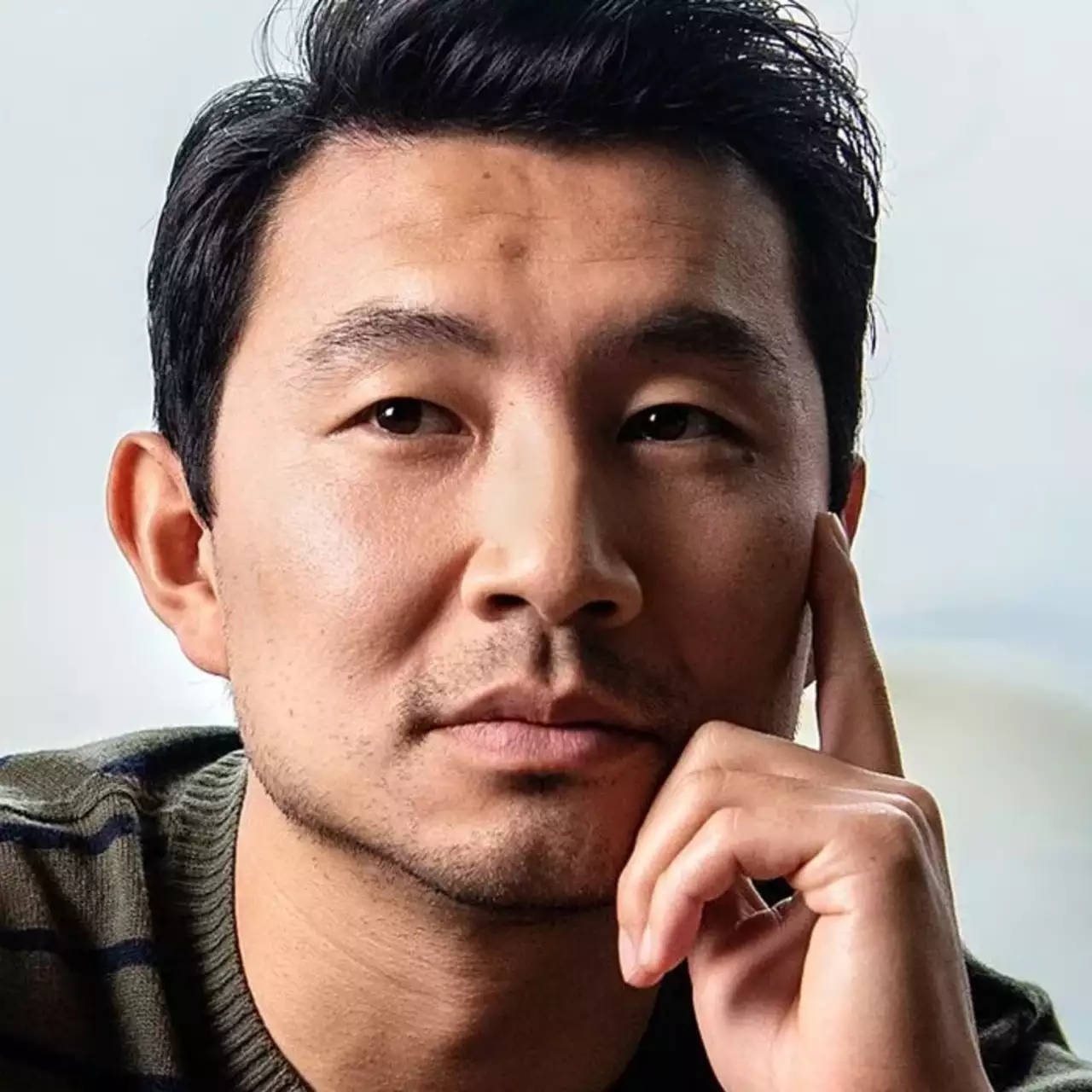 Зірка Marvel Симу Лю назвав ТОП-10 улюблених ігор. У списку є Dragon Age, Mass Effect та Diablo 2