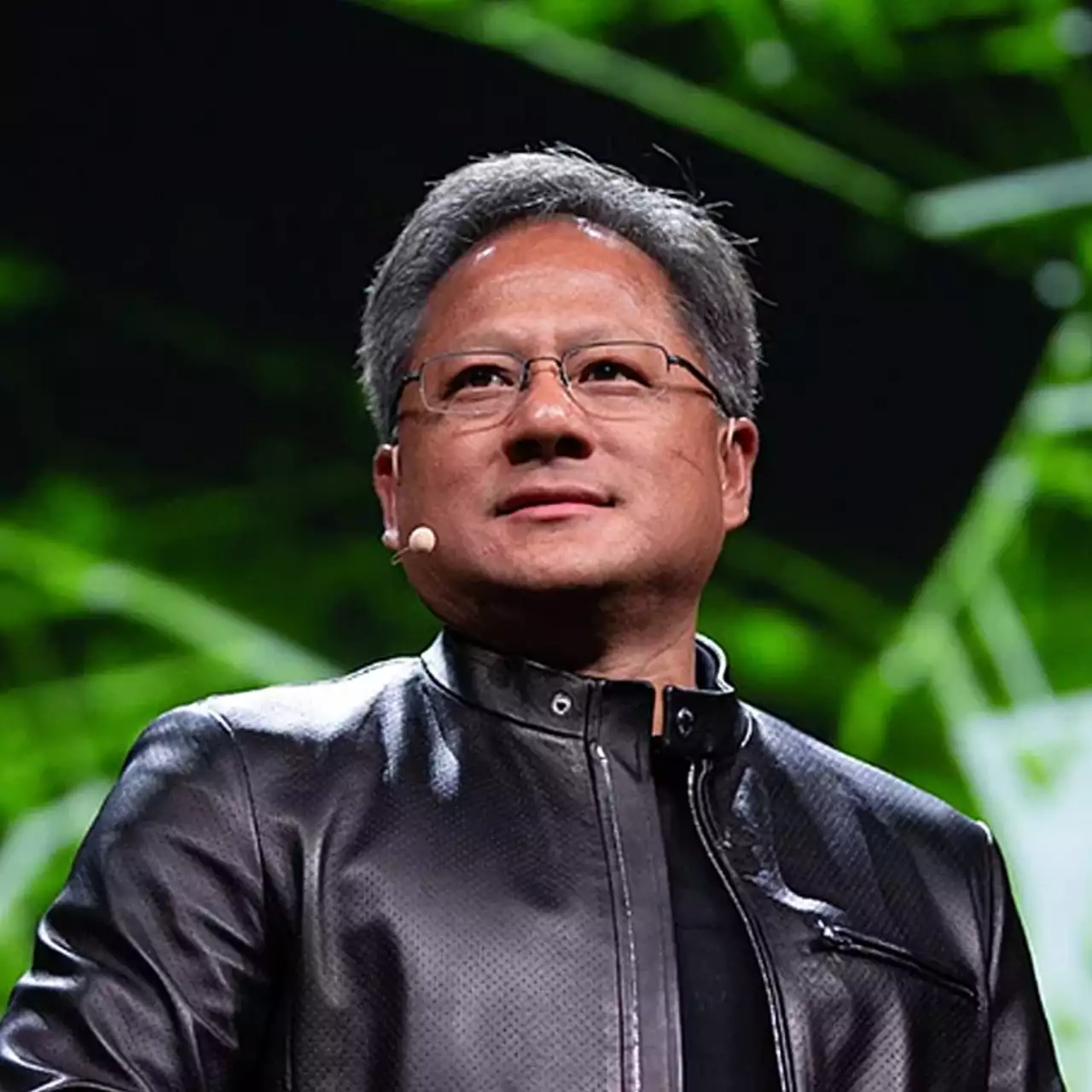 Фальшивий Хуанг у трендах YouTube: дипфейк обійшов справжню трансляцію NVIDIA