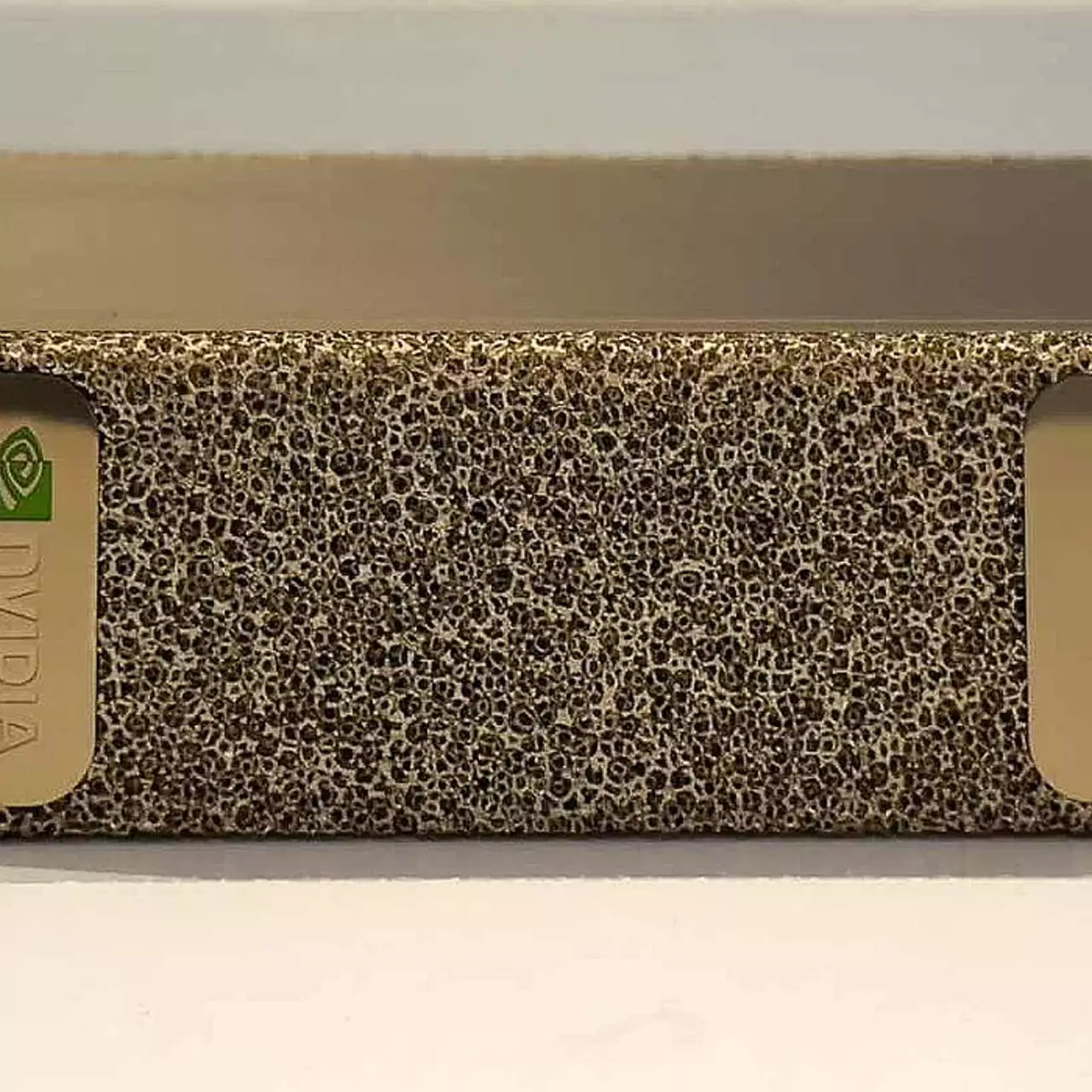 ИИ-станції NVIDIA DGX Spark тягне Cyberpunk 2077, але з зауваженнями