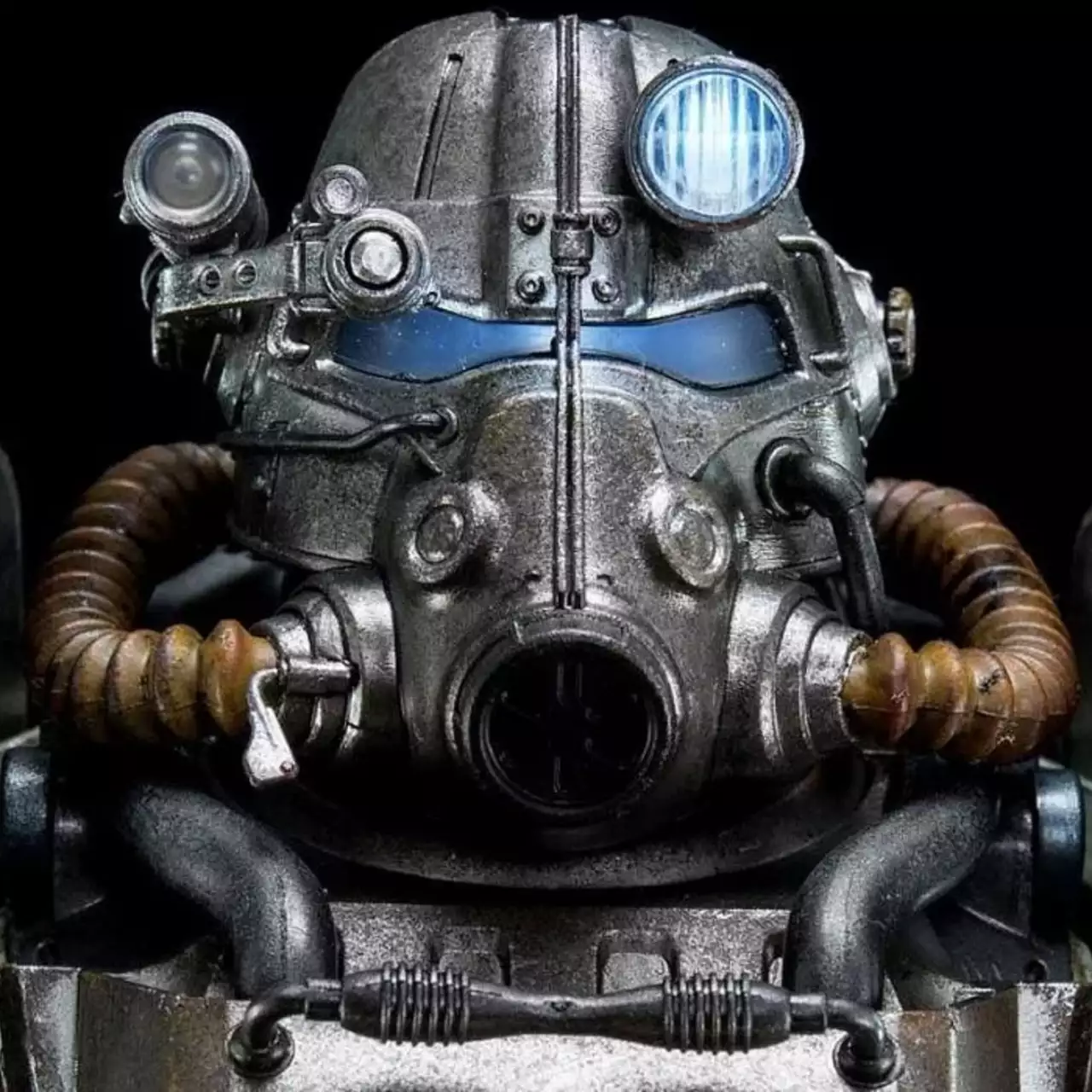 Россияне создают силовую броню из Fallout. Результаты впечатляют — видео