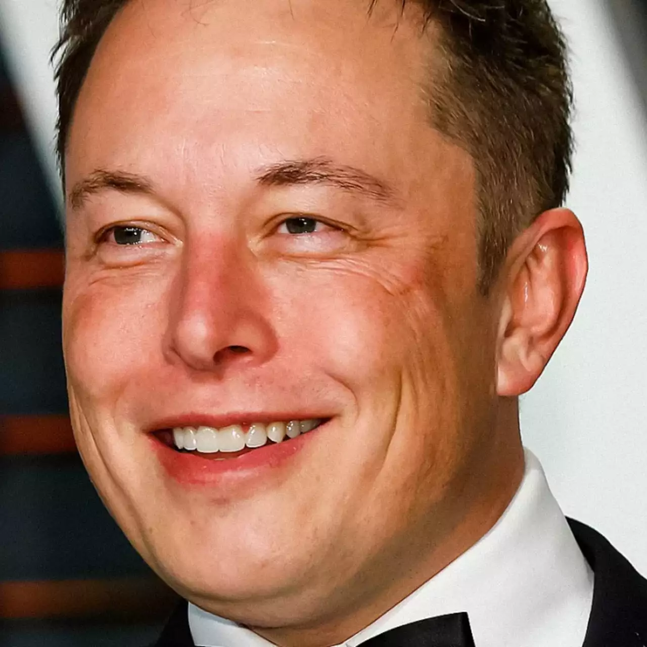 «Чтобы попытаться помочь человечеству»: Илон Маск объяснил, зачем купил Twitter